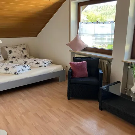 Apartment Maxis